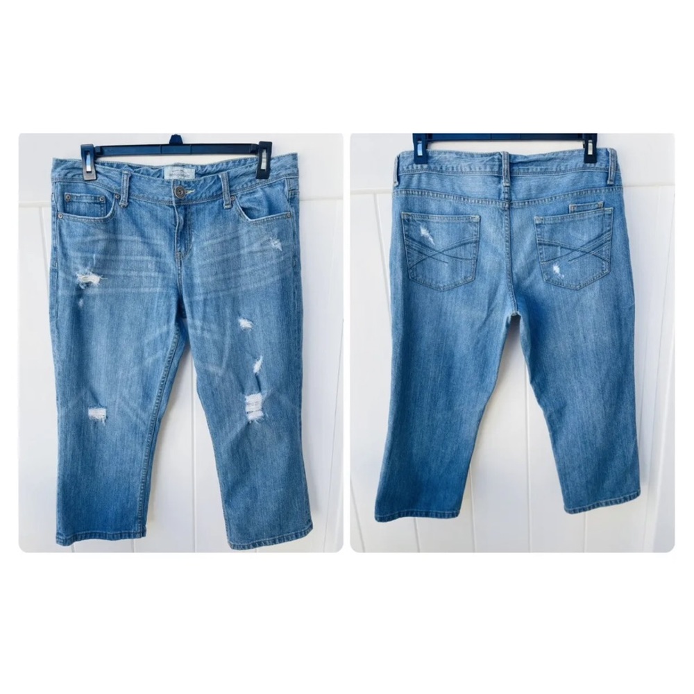 Aeropostale Womens Capri Crop Distressed Blue Jeans Size 13/14